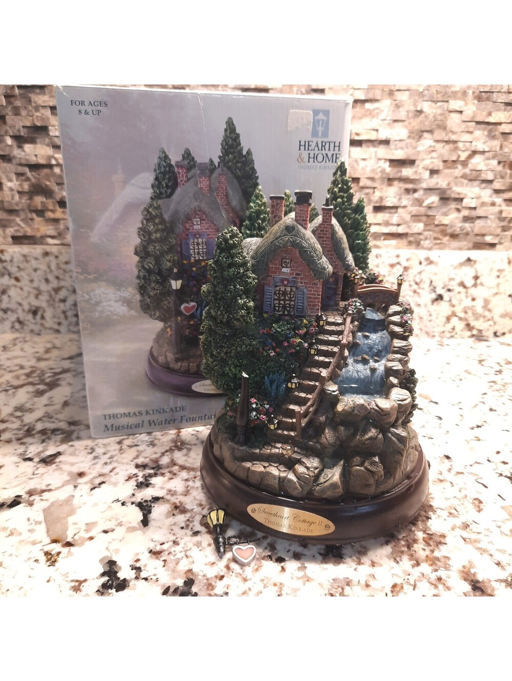 Thomas Kinkade musical water Fountain Sweetheart Cottage II Tabletop Waterfall